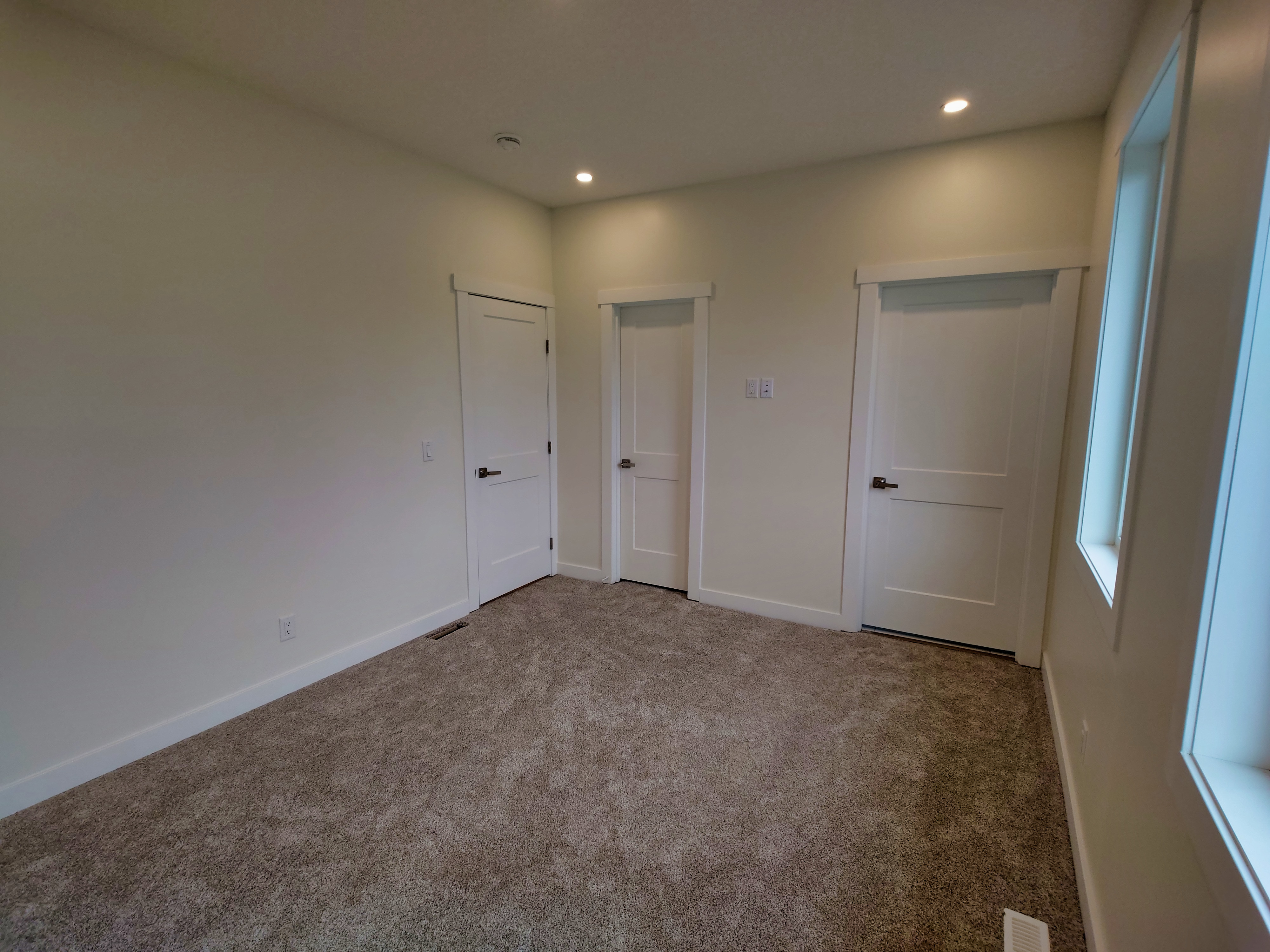 Secondary suite project in Calgary area — photo 2